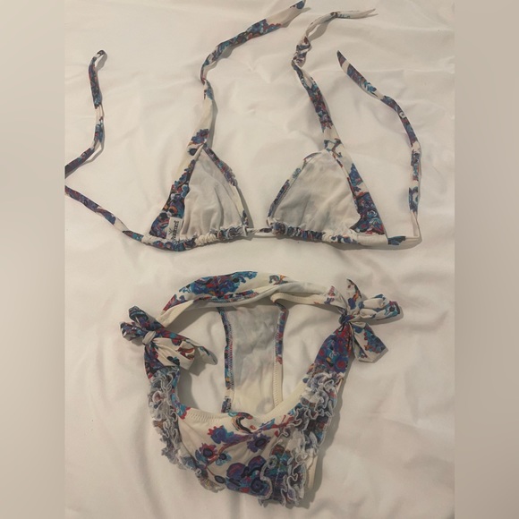 Pain de sucre Saint Barth bikini abstract floral print on off white background - Picture 3 of 4